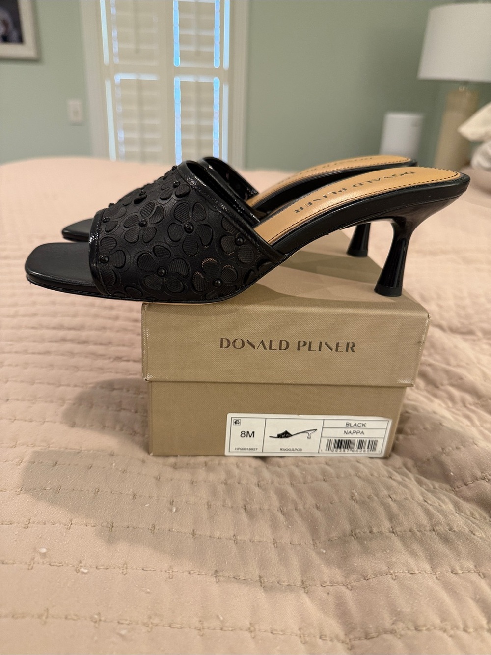 Donald J. Pliner Black Floral Appliqué Kitten Heel Mules New in Box